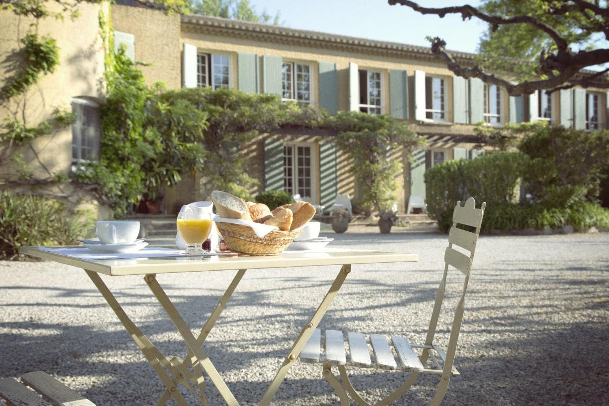 Logis Hotel Castel Mouisson Barbentane المظهر الخارجي الصورة