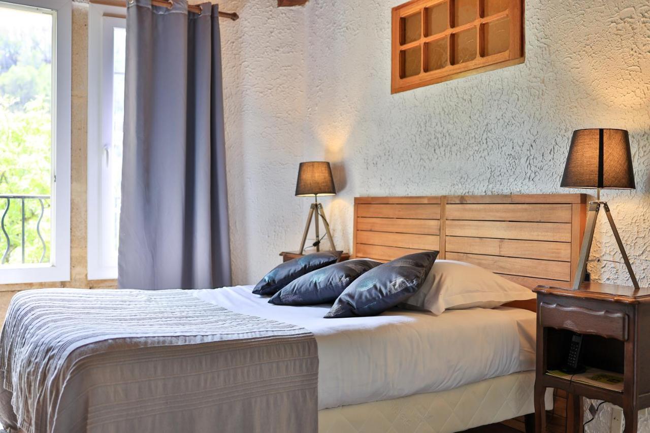 Logis Hotel Castel Mouisson Barbentane المظهر الخارجي الصورة