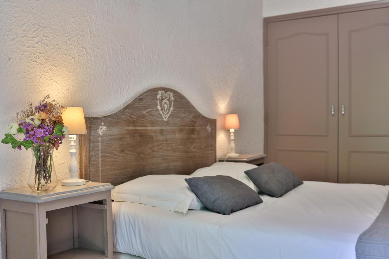 Logis Hotel Castel Mouisson Barbentane المظهر الخارجي الصورة