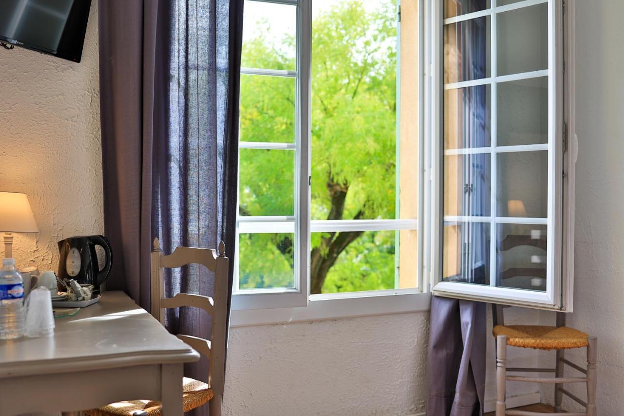 Logis Hotel Castel Mouisson Barbentane المظهر الخارجي الصورة
